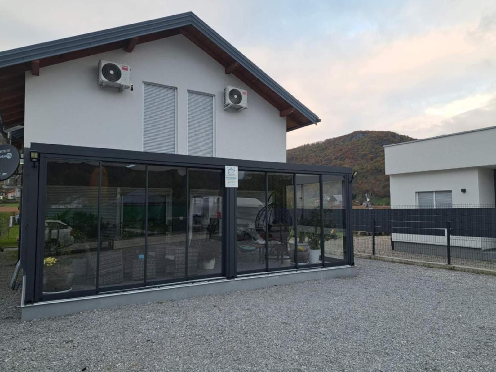Am Una Lux House Bihać Esterno foto